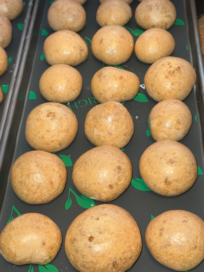 Caramel Puffs